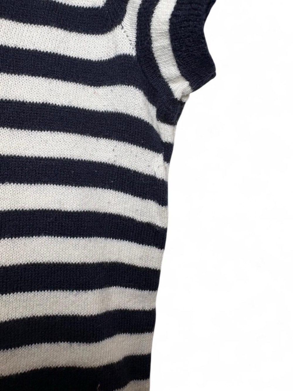 The Limited Navy White Red Striped Short Sleeve Sweater - Picture 6 of 8